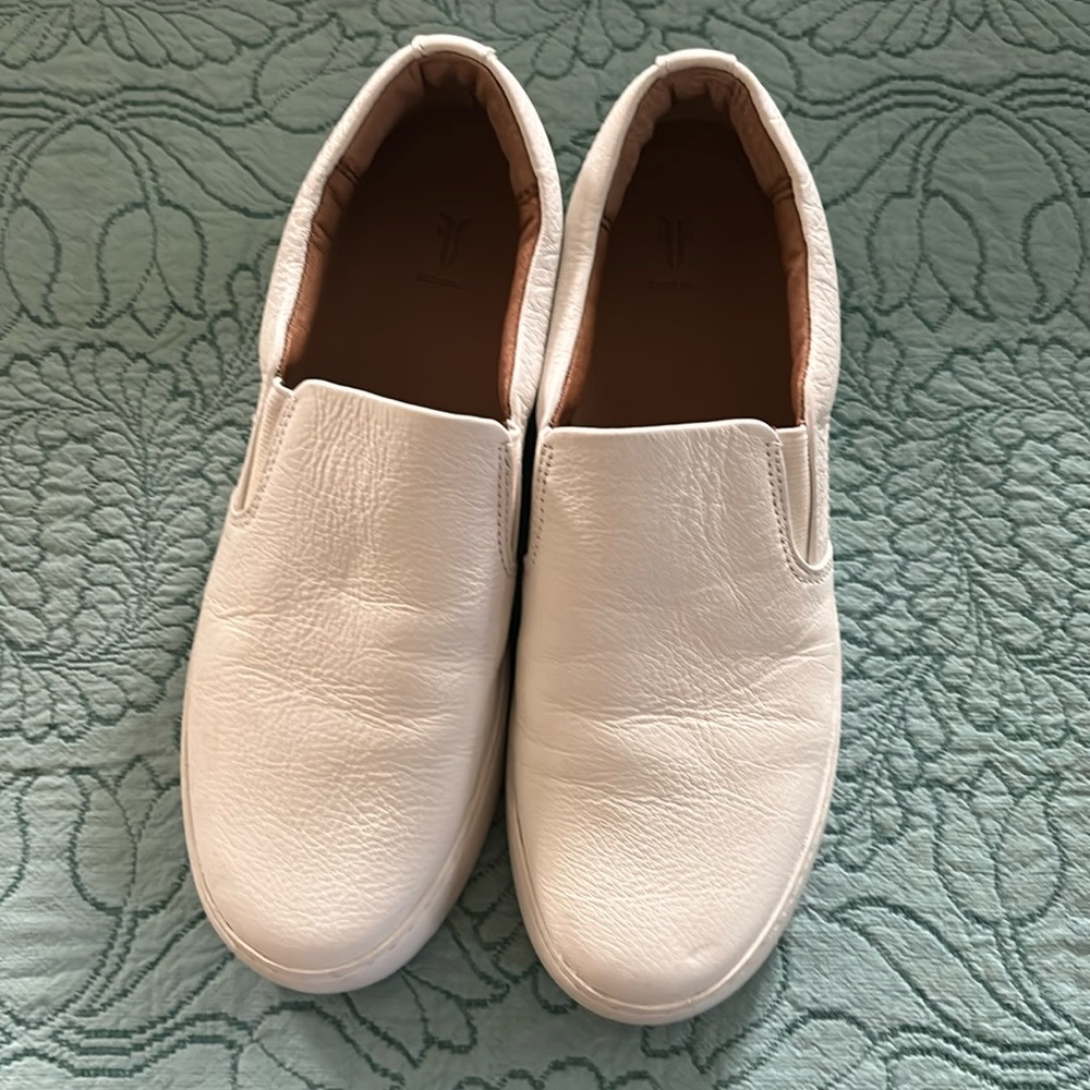 Frye Classic White Slip On Sneaker - Genuine Leather Size 7